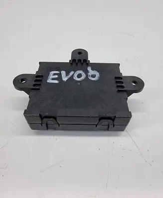 Land Rover Evoque II Door control unit/module J8A214D620CC
