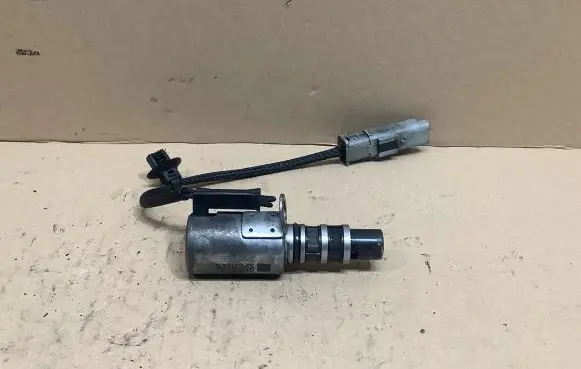 Peugeot 508 Camshaft vanos timing valve SP03164A