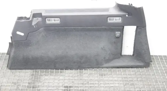 Volvo V70 Trunk/boot side trim panel 39882908
