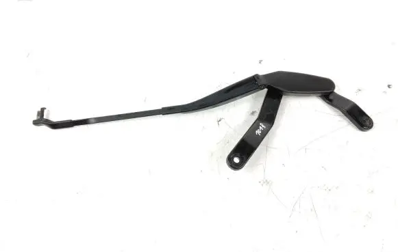 Mercedes-Benz E W212 Front wiper blade arm A2128200944