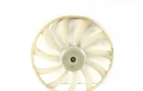 Chevrolet Camaro Radiator cooling fan shroud PA6GF30