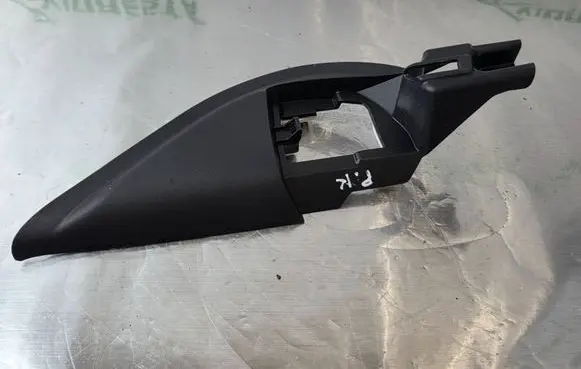Peugeot 308 Other front door trim element 96777452 M47155