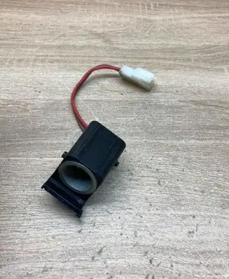 BMW 5 E60 E61 12 V Socket (front) 314250300 1378107