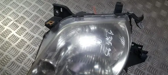 Mazda MPV Headlight/headlamp p2018