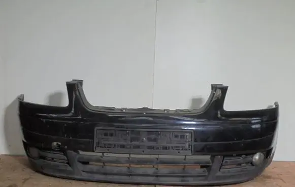 Volkswagen Touran I Front bumper 1T0807221