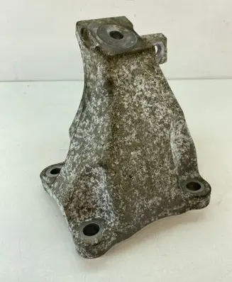 Audi A6 S6 C6 4F Engine mounting bracket 4F0199308N