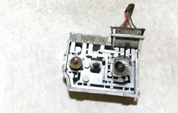 Audi 80 90 B3 Tail light bulb cover holder