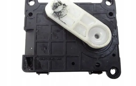 KIA Carens III Air flap motor/actuator B400730710C