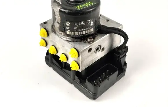 Volkswagen Golf IV ABS Pump 1J0614117D 1J0907379P 10020402074