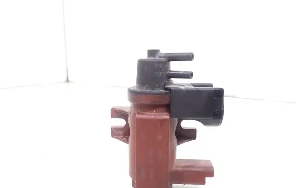 Volvo V70 Turbo solenoid valve 6G9Q9E882CA 70177100