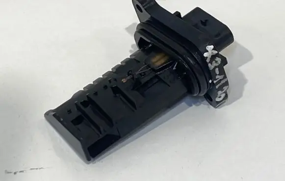 BMW X3 F25 Mass air flow meter 8506408 84384047 0281006092