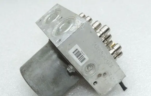 Volkswagen Tiguan ABS Pump