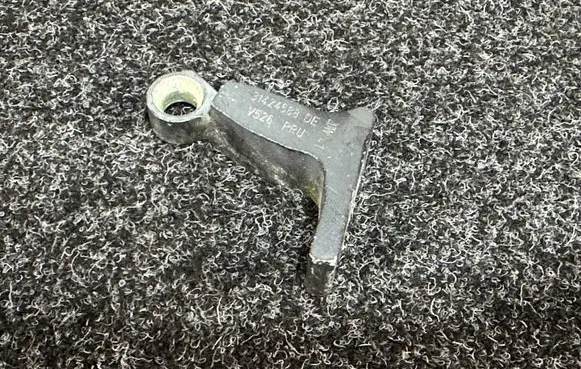 Volvo XC90 Rear door upper hinge 31424588