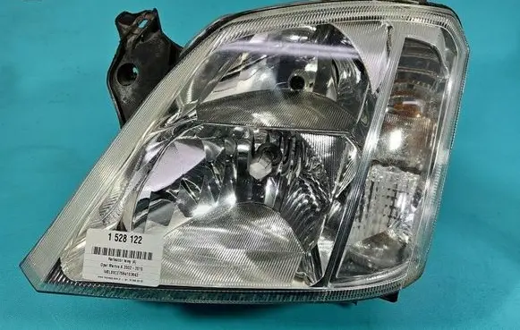 Opel Meriva A Headlight/headlamp 93321052 IMPRK1528122