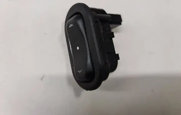 Opel Zafira A Electric window control switch