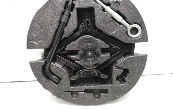 Volvo V70 Tool set 31280278 6g9217035dc 6g9217080ad