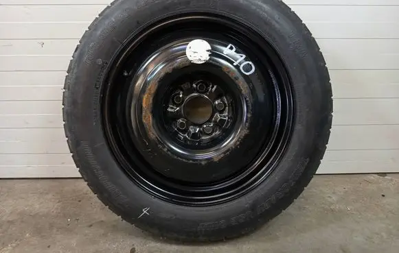 Nissan 350Z R17 spare wheel 4030005U70