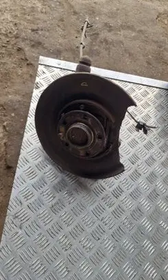 Volvo V70 Rear wheel hub spindle/knuckle