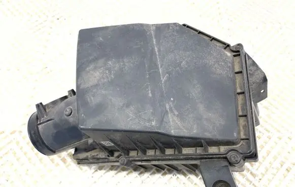 Volvo XC60 Air filter box 31474862