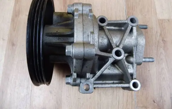 Mitsubishi Outlander Water pump 1300A110