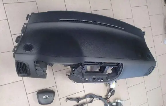 KIA Rio Dashboard 
