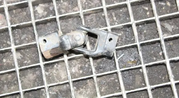 Jaguar XF X250 Steering column universal joint