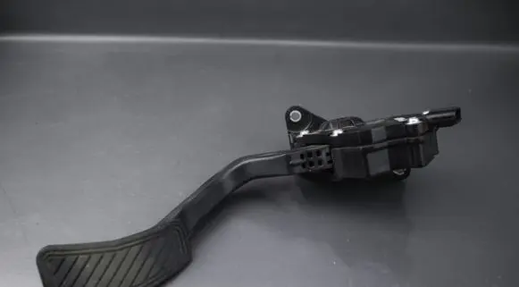 Mazda 2 Accelerator throttle pedal K42387400