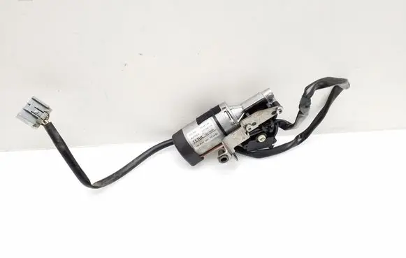 Volvo XC90 Seat adjustment motor 9208744 5705472K 188B01001