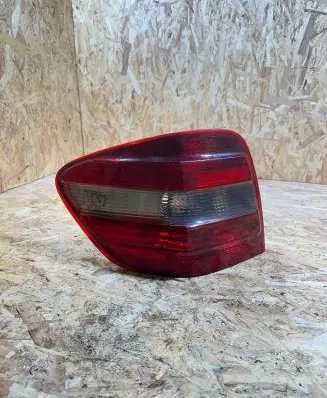Mercedes-Benz ML W164 Rear/tail lights 404121L 404181L