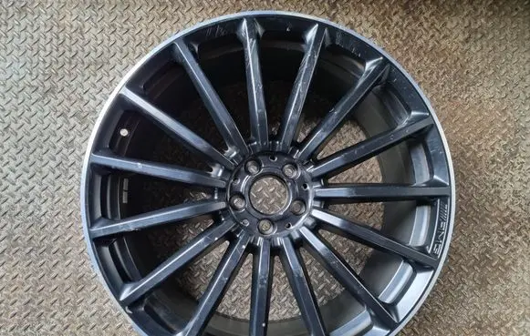Mercedes-Benz GLS X167 R22 alloy rim A1674018300