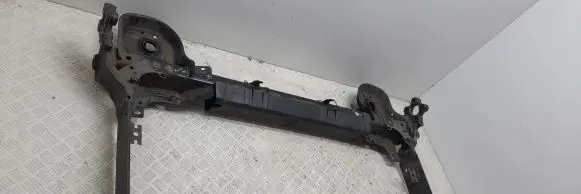 Renault Trafic III (X82) Rear beam 