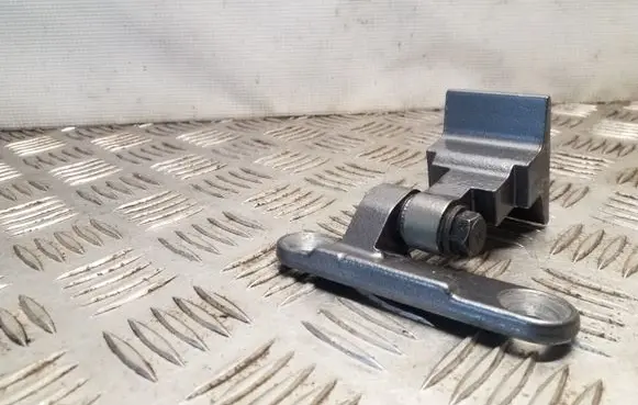 BMW 5 F10 F11 Rear door upper hinge 7185633