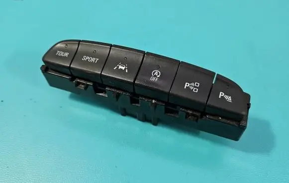 Opel Insignia B Seat control switch 39111155 IMPRK1559788
