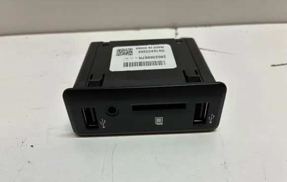 Renault Megane IV USB socket connector 280236887R