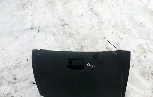 Nissan Primera Glove box 68520AV600 30230M