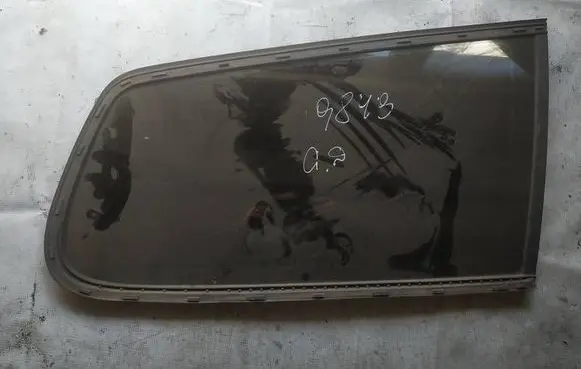 Volkswagen PASSAT B6 Rear side window as2