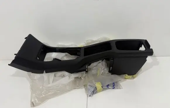 Volvo V40 Center console 01284547