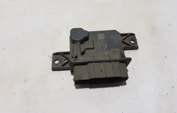 Chevrolet Silverado Fuel injection pump control unit/module 13544060