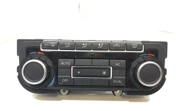 Volkswagen Golf VI Climate control unit 5K0907044BS SW0709 5HB00974640