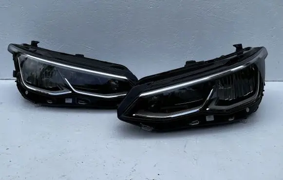 Volkswagen Golf VIII Headlight/headlamp 5H1941006C