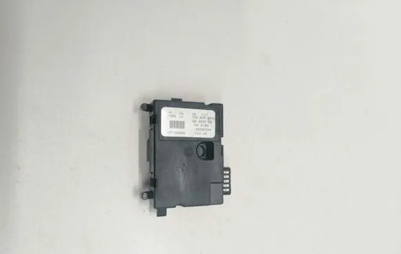 Skoda Octavia Mk2 (1Z) Steering angle sensor 1K0959654