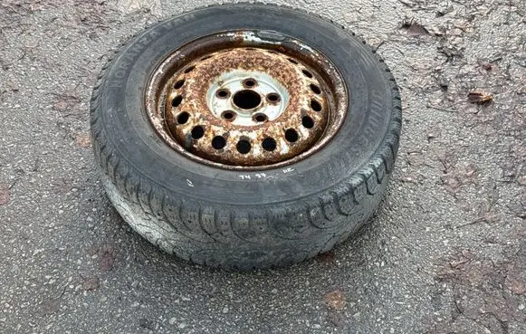 Volkswagen Transporter - Caravelle T4 R15 spare wheel 7D0601027A