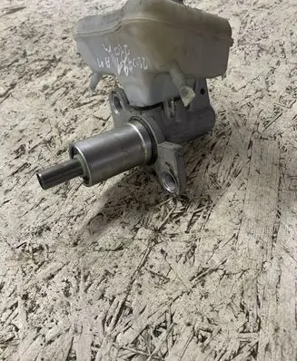 Audi A4 S4 B8 8K Master brake cylinder