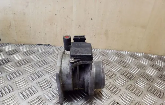 Audi A6 S6 C4 4A Mass air flow meter 054133471A AFH5012A