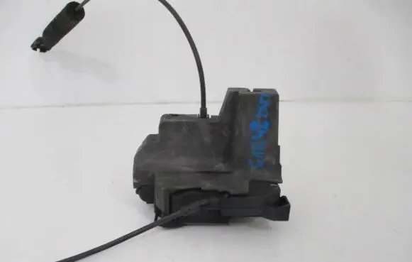 Renault Megane III Front door lock 805020007R