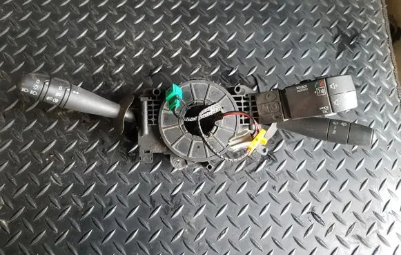 Renault Trafic II (X83) Wiper turn signal indicator stalk/switch 8200878341