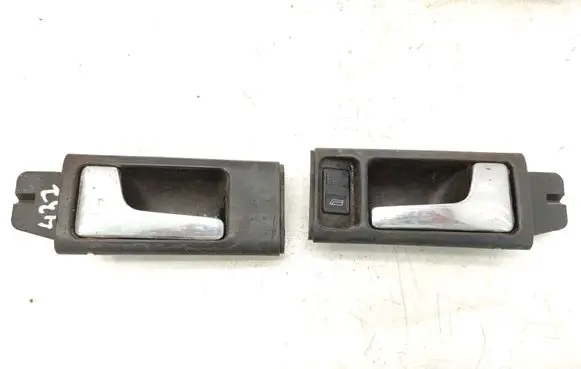 Audi 100 S4 C4 Front door interior handle 4A0837020C 4A0837019B