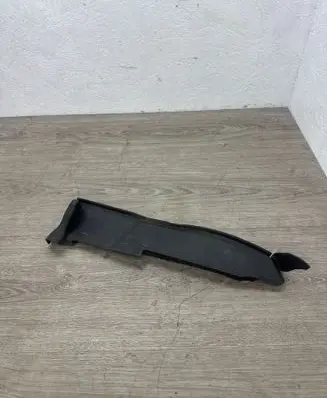 Audi A3 S3 8V Fender end trim 8V0821170D