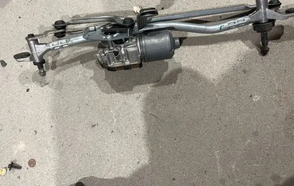 Audi A7 S7 4G Front wiper linkage and motor 4G1955119 3397021411 H35SW0051