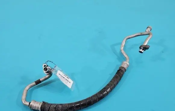 Air conditioning (A/C) pipe/hose